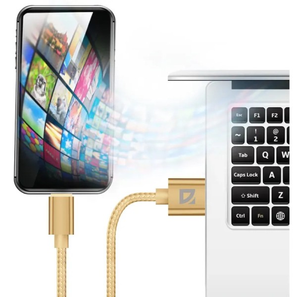 TietokonetarvikkeetCables and adaptersUSB-kaapelit